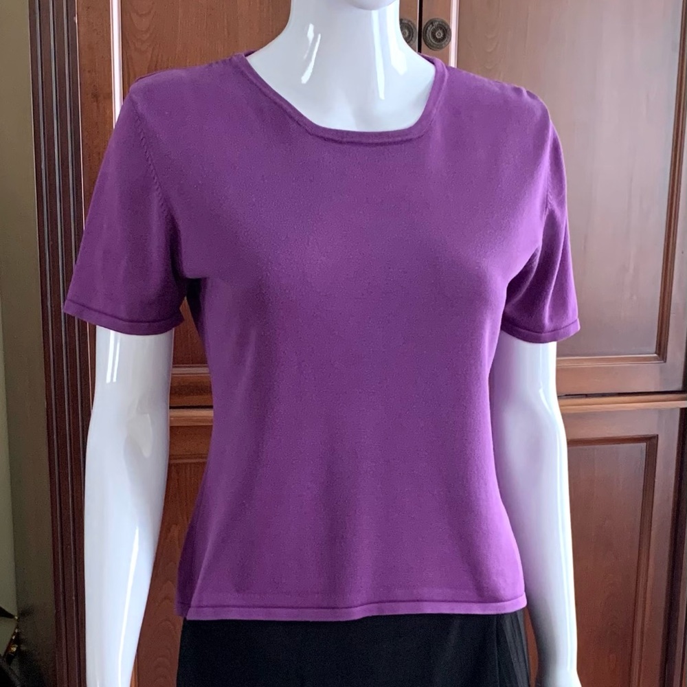 Silk & Cashmere Brand purple silk knit top short sleeves squarish neck US S-M